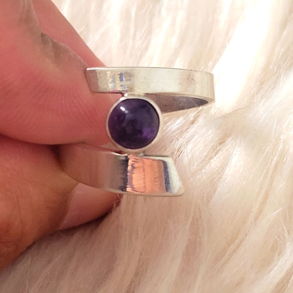 Handmade 925 sterling silver & amethyst ring size 8